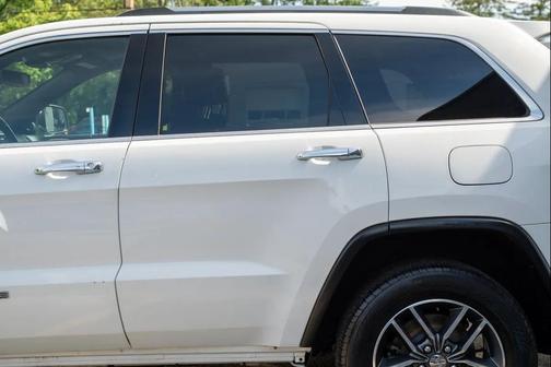 Bright White Clearcoat 2017 Jeep Grand Cherokee Limited