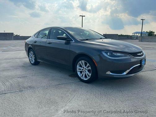 2017 Chrysler 200 Limited