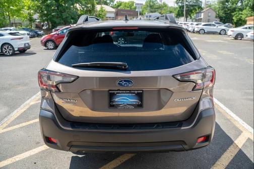 Brilliant Bronze Metallic 2024 Subaru Outback Premium