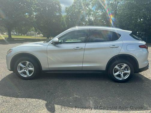 2018 Alfa Romeo Stelvio Base