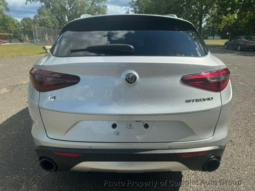 2018 Alfa Romeo Stelvio Base
