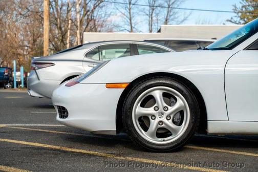 1997 Porsche Boxster 2dr Roadster w/Tiptronic