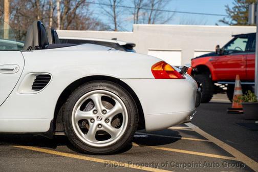 1997 Porsche Boxster 2dr Roadster w/Tiptronic