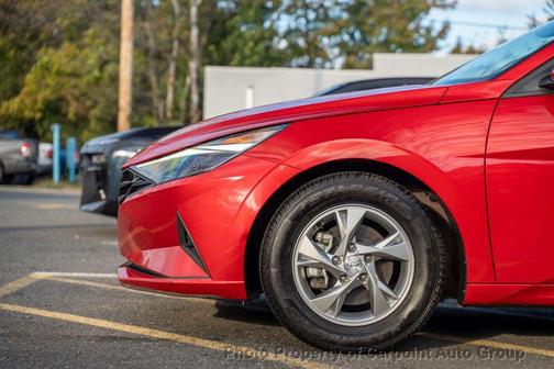 2021 Hyundai ELANTRA SE