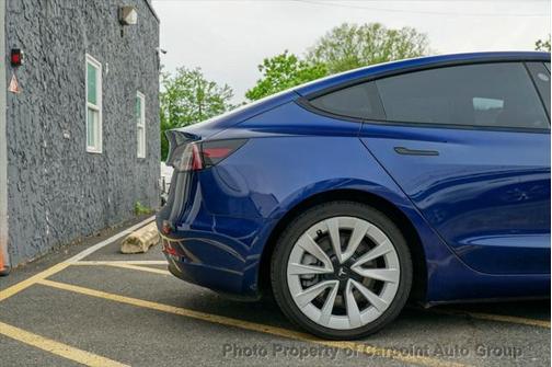 2022 Tesla Model 3 Standard Range