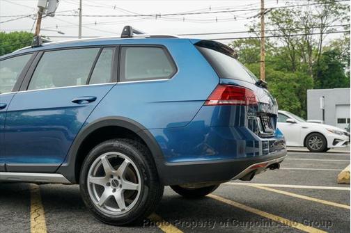 2019 Volkswagen Golf Alltrack TSI S
