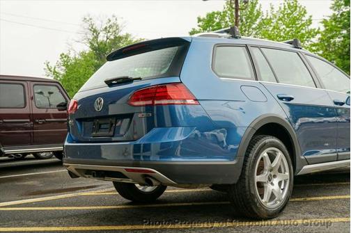 2019 Volkswagen Golf Alltrack TSI S