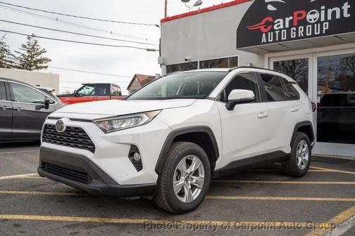 Super White 2019 Toyota RAV4 XLE