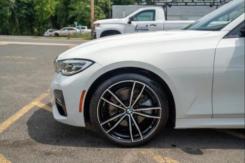 White 2019 BMW 330 xDrive