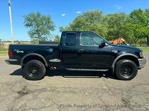 2003 Ford F-150 XLT SuperCab Flareside