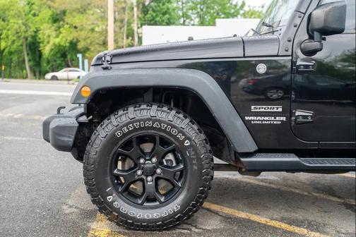 Black Clearcoat 2016 Jeep Wrangler Unlimited Sport