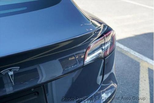 2022 Tesla Model 3 Standard Range