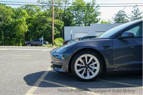 2022 Tesla Model 3 Standard Range