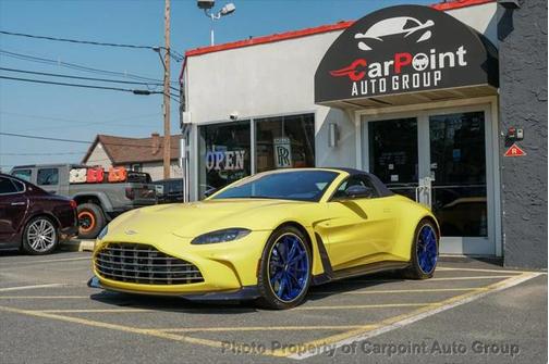 2023 Aston Martin Vantage V12 Roadster