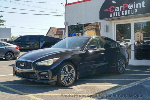 2015 INFINITI Q50 Sport