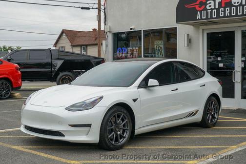 2022 Tesla Model 3 Standard Range