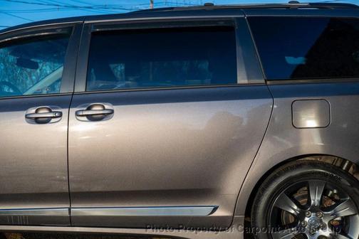 2012 Toyota Sienna SE