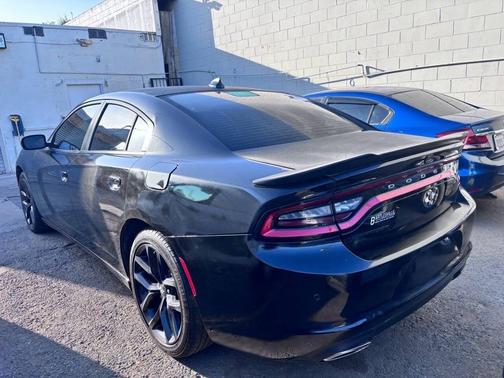 Pitch Black Clear Coat 2019 Dodge Charger SXT