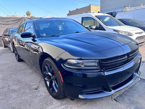 Pitch Black Clear Coat 2019 Dodge Charger SXT