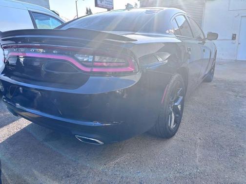 Pitch Black Clear Coat 2019 Dodge Charger SXT
