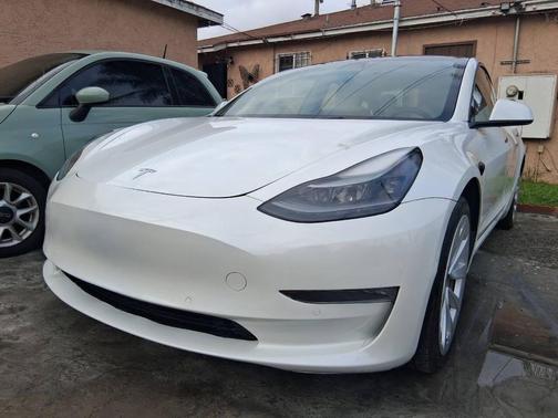 2022 Tesla Model 3 Long Range