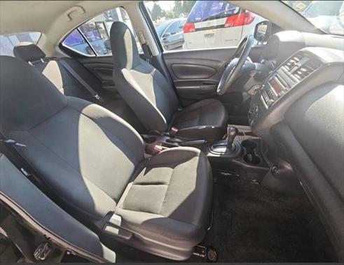 2017 Nissan Versa 1.6 S+
