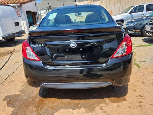 2017 Nissan Versa 1.6 S+