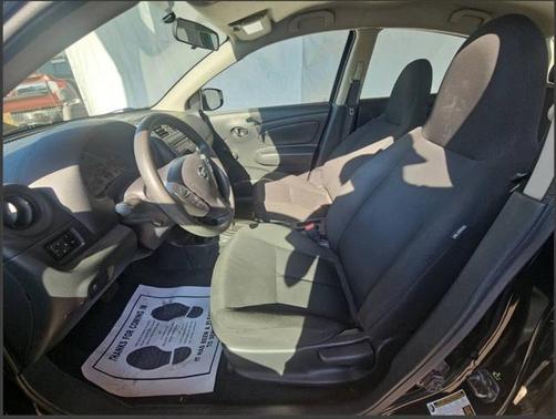 2017 Nissan Versa 1.6 S+