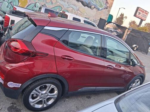 2018 Chevrolet Bolt EV LT 4dr Hatchback