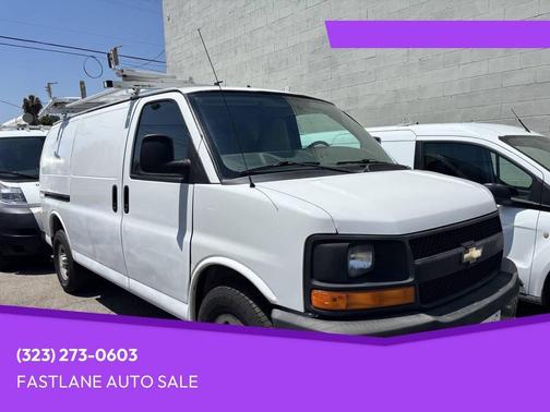 Off White 2013 Chevrolet Express 2500 LT
