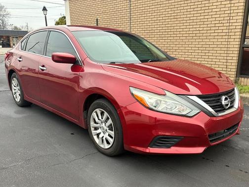 2017 Nissan Altima SV