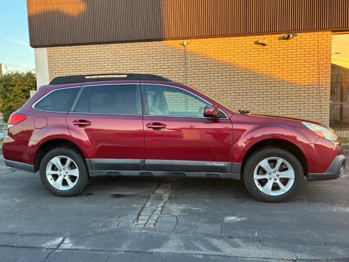 2014 Subaru Outback 2.5i Premium