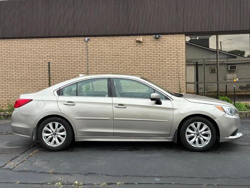 Tungsten Metallic 2017 Subaru Legacy Premium