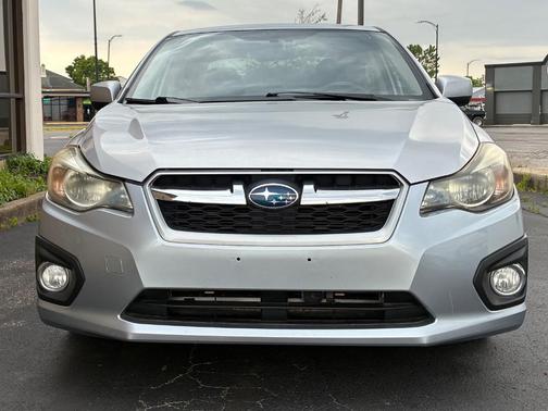 Ice Silver Metallic 2013 Subaru Impreza 2.0i Limited