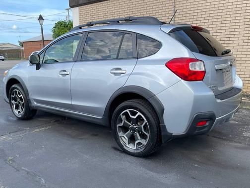 Ice Silver Metallic 2015 Subaru XV Crosstrek 2.0i Premium
