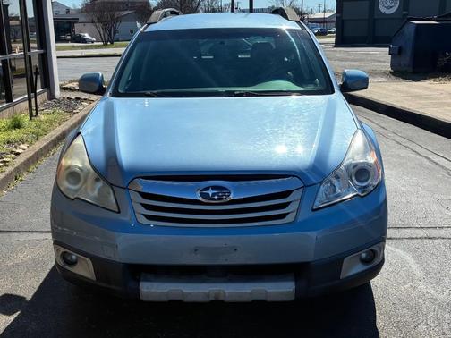 2011 Subaru Outback 3.6 R Limited