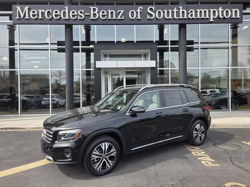 Night Black 2025 Mercedes-Benz GLB 250