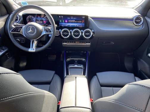 2025 Mercedes-Benz GLA 250