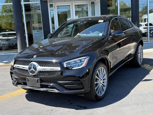 2023 Mercedes-Benz GLC 300