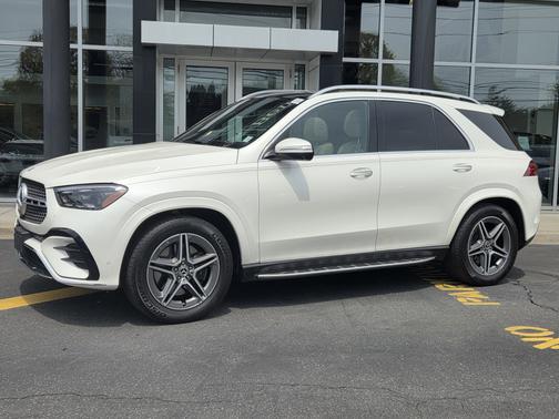 MANUFAKTUR Diamond White Metallic 2024 Mercedes-Benz GLE 350 4MATIC