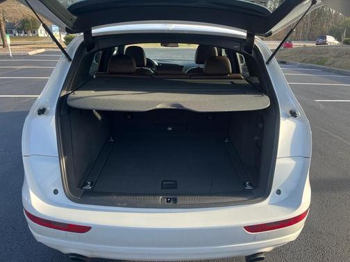 Photo 5 of 17 of 2013 Audi Q5 2.0T Premium