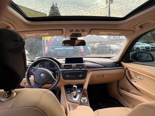 2013 BMW 328 328i Sedan 4D