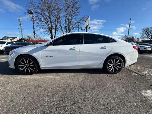 2024 Chevrolet Malibu FWD RS