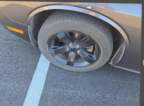 2014 Dodge Challenger SXT