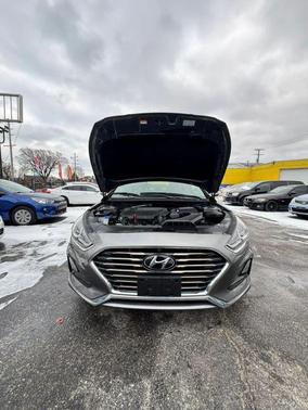 2018 Hyundai SONATA SE