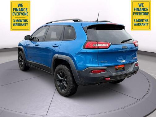 2017 Jeep Cherokee Sport