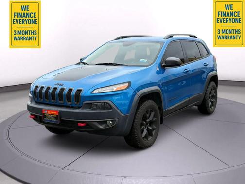 2017 Jeep Cherokee Sport