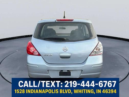 2011 Nissan Versa 1.8 S