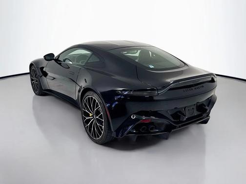 Jet Black 2023 Aston Martin Vantage Coupe