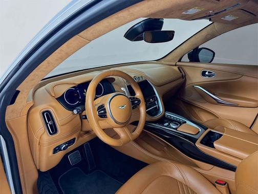 2021 Aston Martin DBX SUV